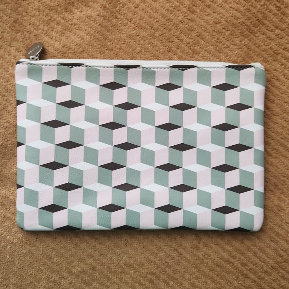 Fringe Geometrique Collection - Geo Cube Mint Color